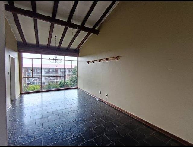 1 BEDROOM APARTMENT FOR SALE IN DORINGKLOOF